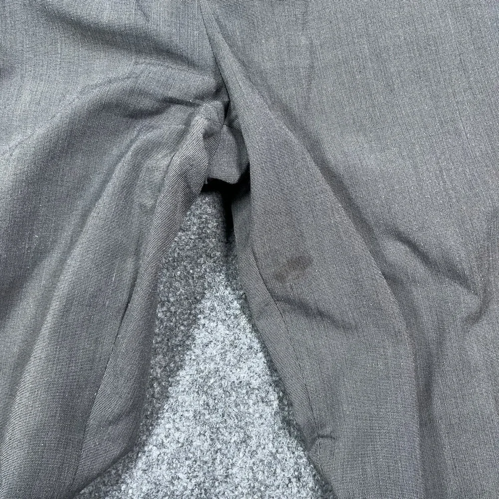 Van Heusen Mens Gray Blazer Birdseye 2-Piece Suit Set 46R / 38x32 Pants Office